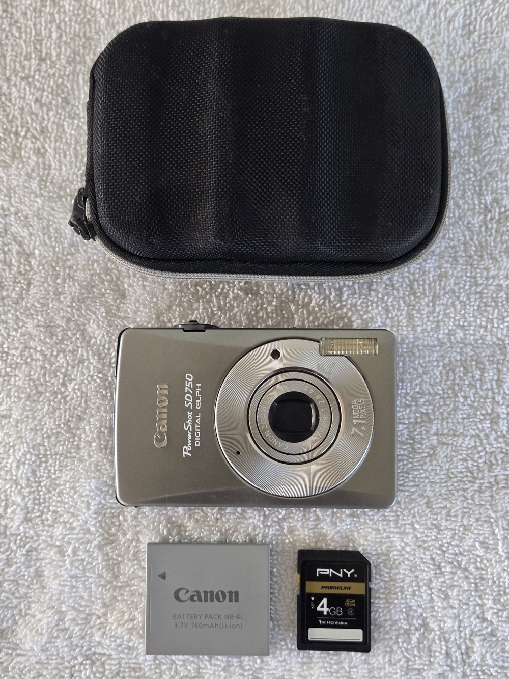 Canon PowerShot Digital Camera ELPH SD750 7.1MP Silver *TESTED & WORKING*
